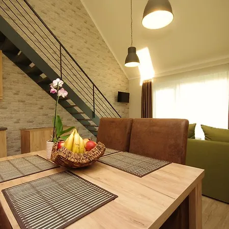 Almasy Apartmanhaz