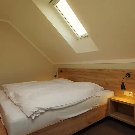Almasy Apartmanhaz