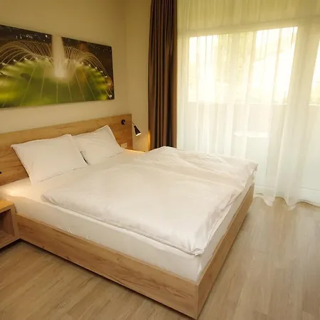 Almasy Apartmanhaz Gyula