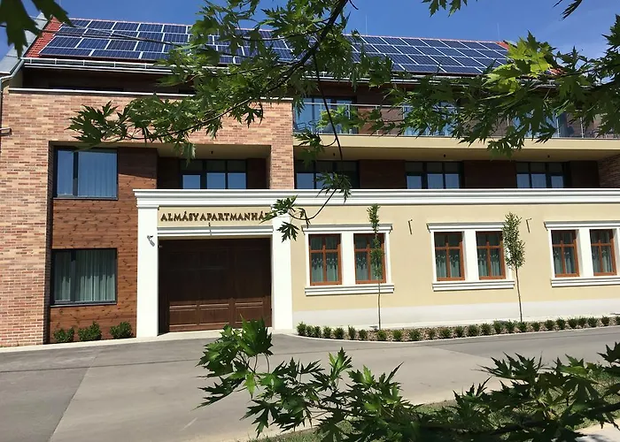 Apartament Almasy Apartmanhaz *